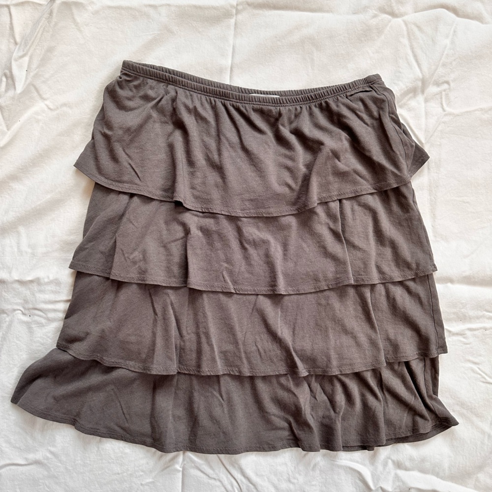Size Small Garnet Hill gray tiered skirt